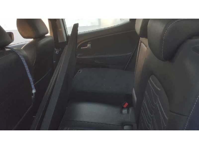 kia venga del año 2011