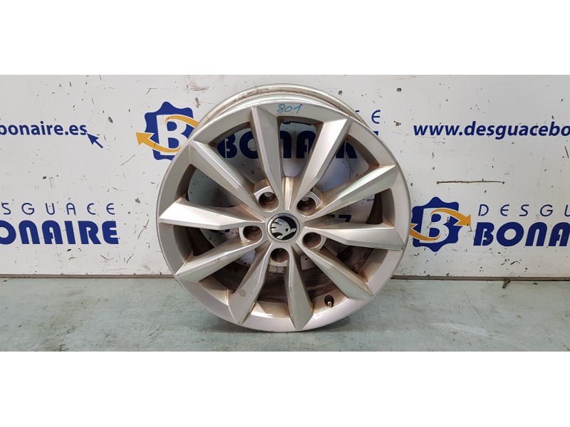Recambio de llanta para skoda octavia combi (5e5) ambition referencia OEM IAM 5E0601025B   Recambio de llanta para skoda octavia combi (5e5) ambition referencia OEM IAM 5E0601025B