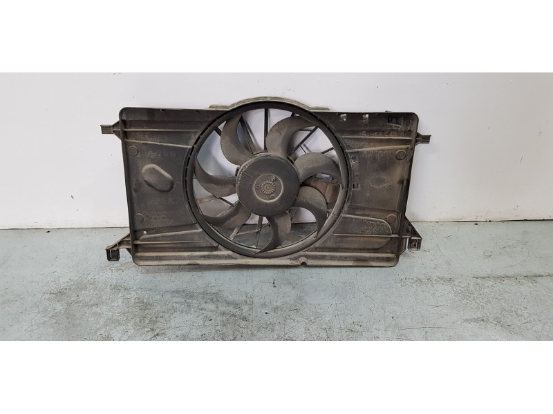 Recambio de electroventilador para ford focus berlina (cap) trend referencia OEM IAM 3M5H8C607UC  