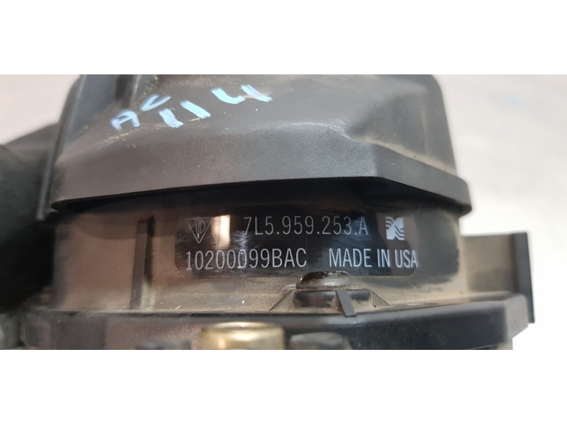 Recambio de valvula aire adicional para porsche cayenne (typ 9pa) s referencia OEM IAM 7L5959253A  