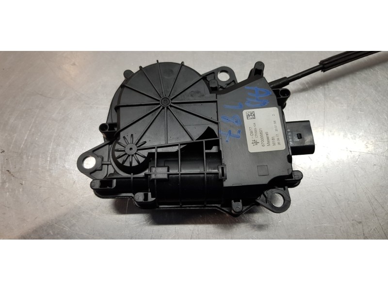 Recambio de motor cierre centralizado porton para alfa romeo stelvio (630) basis q4 referencia OEM IAM 670035621  