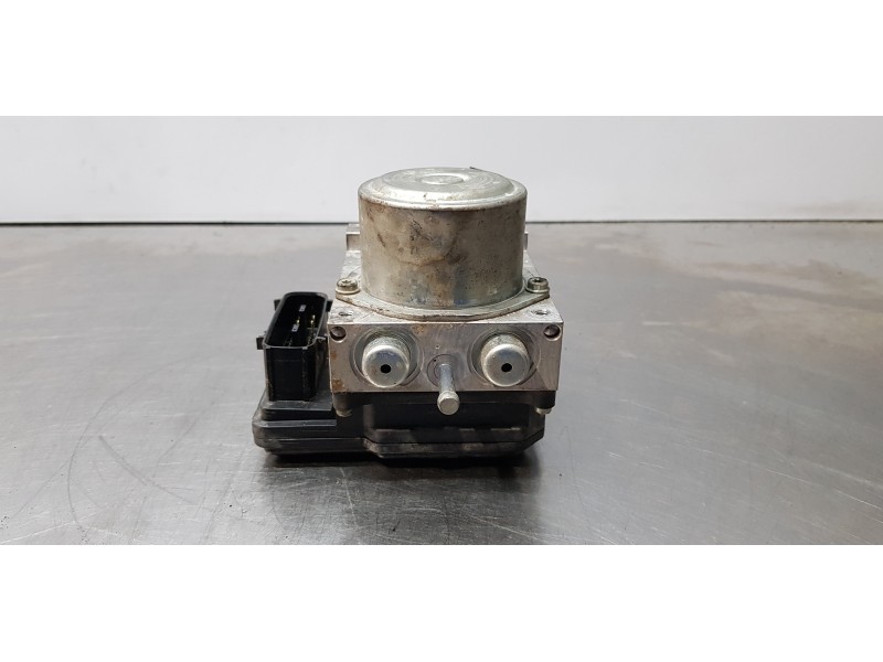 Recambio de abs para nissan juke (f15) visia referencia OEM IAM 47660BX81A  