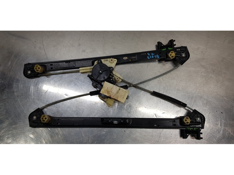 Recambio de elevalunas trasero derecho para land rover range rover vogue referencia OEM IAM LR034290  