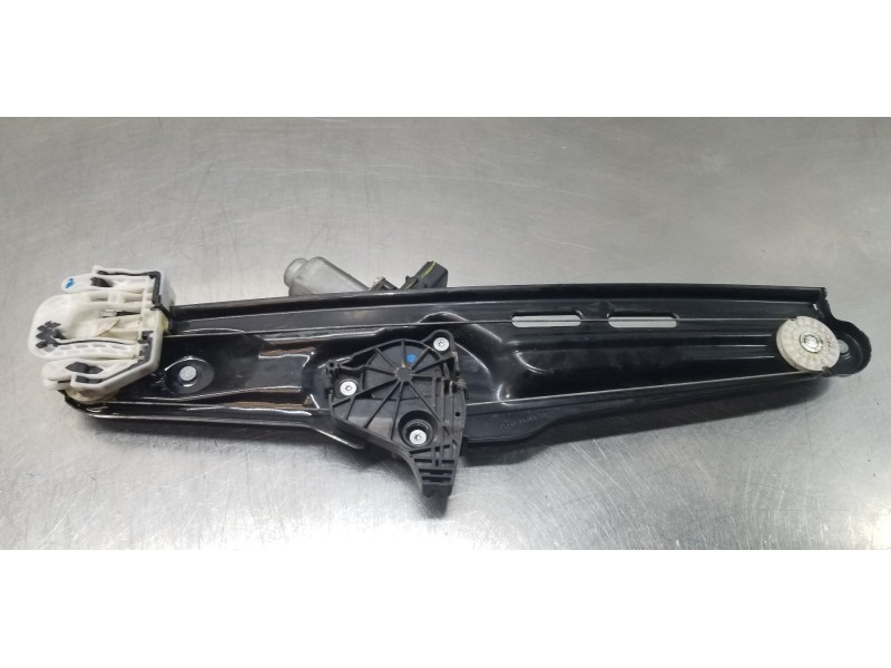 Recambio de elevalunas trasero derecho para bmw x3 (f25) xdrive 20d referencia OEM IAM 51357382138  