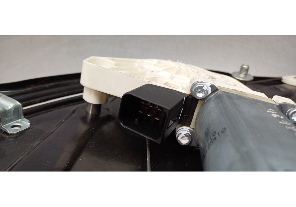 Recambio de elevalunas trasero derecho para mercedes clase clk (w207) coupe 3.0 cdi cat referencia OEM IAM A2076701403  