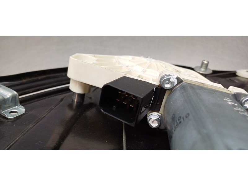 Recambio de elevalunas trasero derecho para mercedes clase clk (w207) coupe 3.0 cdi cat referencia OEM IAM A2076701403  