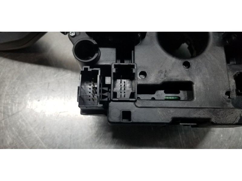 Recambio de mando multifuncion para bmw x3 (f25) xdrive 20d referencia OEM IAM 61319351148 9242282 