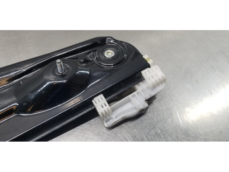 Recambio de elevalunas trasero izquierdo para bmw x3 (f25) xdrive 20d referencia OEM IAM 51357382139 7258535 