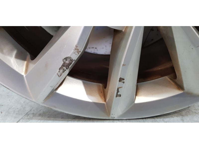 Recambio de llanta para skoda octavia combi (5e5) ambition referencia OEM IAM 5E0601025B   Recambio de llanta para skoda octavia combi (5e5) ambition referencia OEM IAM 5E0601025B