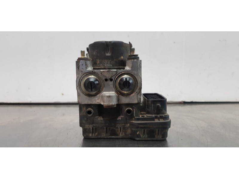 Recambio de abs para toyota rav 4 (a2) 1.8 luna (2003) referencia OEM IAM 4451042100  