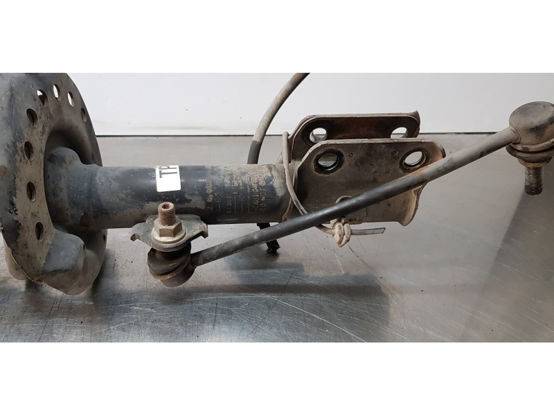 Recambio de amortiguador delantero derecho para nissan juke (f15) visia referencia OEM IAM 54302BX81A  