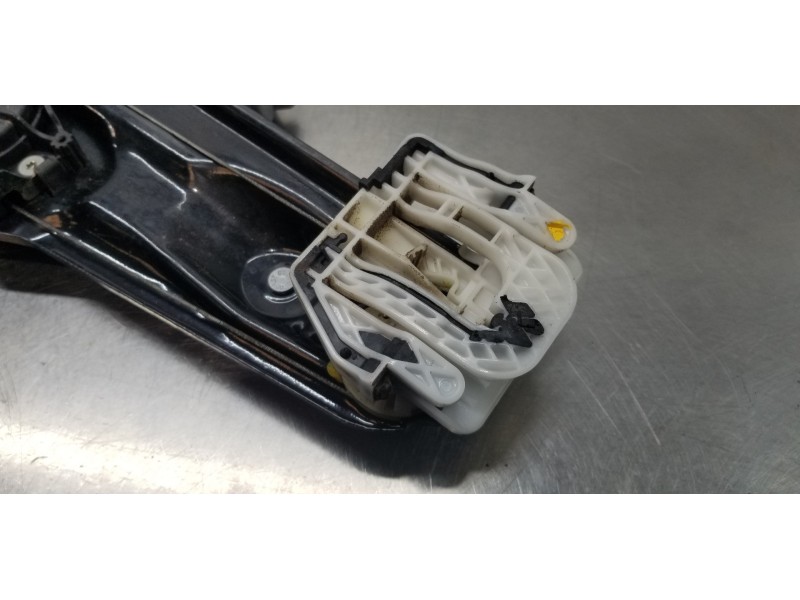 Recambio de elevalunas trasero izquierdo para bmw x3 (f25) xdrive 20d referencia OEM IAM 51357382139 7258535 