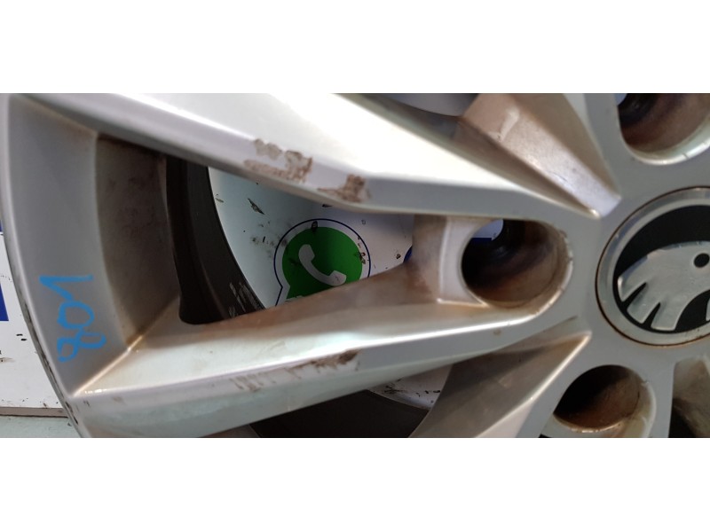 Recambio de llanta para skoda octavia combi (5e5) ambition referencia OEM IAM 5E0601025B   Recambio de llanta para skoda octavia combi (5e5) ambition referencia OEM IAM 5E0601025B