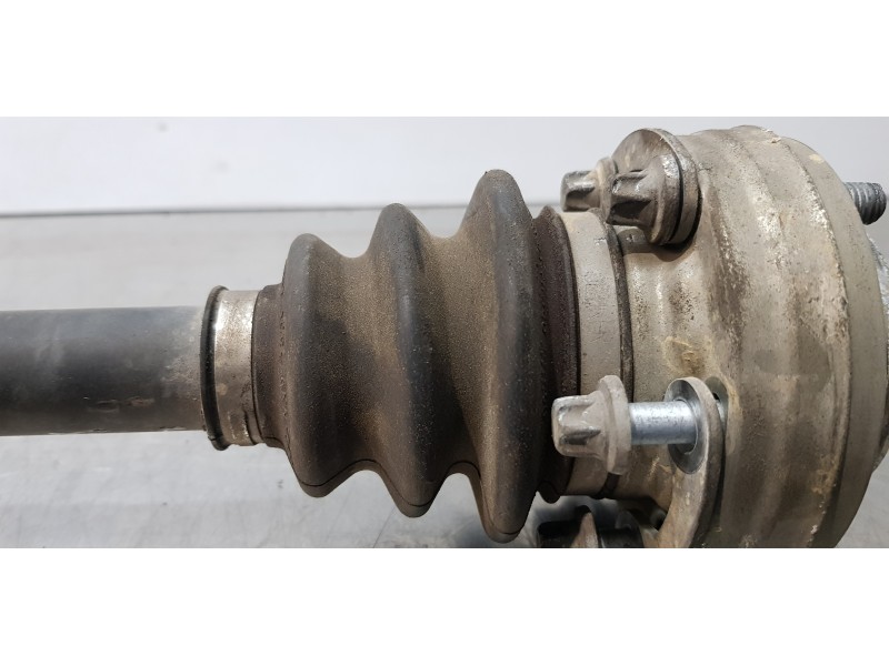 Recambio de transmision trasera izquierda para bmw serie 1 berlina (e81/e87) 116i referencia OEM IAM 7523959   Recambio de transmision trasera izquierda para bmw serie 1 berlina (e81/e87) 116i referencia OEM IAM 7523959