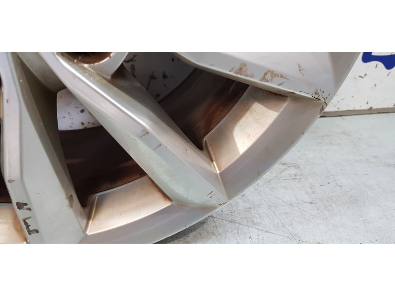 Recambio de llanta para skoda octavia combi (5e5) ambition referencia OEM IAM 5E0601025B   Recambio de llanta para skoda octavia combi (5e5) ambition referencia OEM IAM 5E0601025B