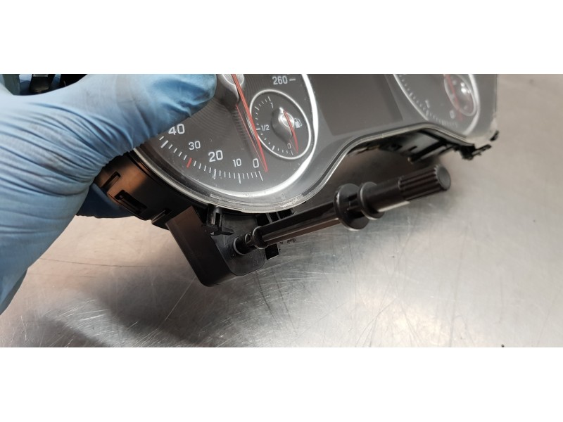 Recambio de cuadro instrumentos para mercedes clase b (w246) b 200 cdi (246.208) referencia OEM IAM A2469008119  