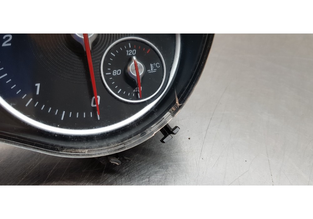 Recambio de cuadro instrumentos para mercedes clase b (w246) b 200 cdi (246.208) referencia OEM IAM A2469008119  