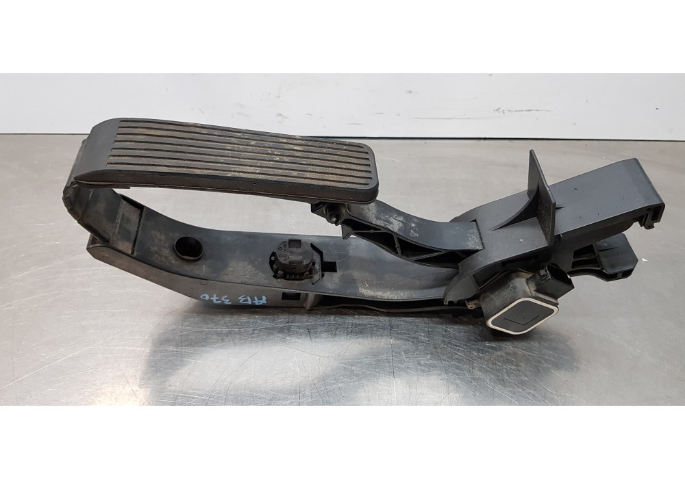 Recambio de pedal acelerador para mercedes clase c (w203) sportcoupe c 180 (203.735) referencia OEM IAM A2113010001  
