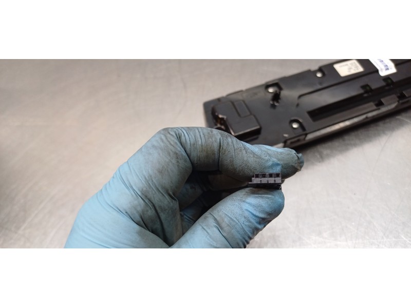 Recambio de sistema audio / radio cd para bmw x3 (f25) xdrive 20d referencia OEM IAM 9208591  