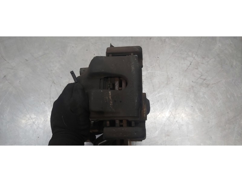 Recambio de mangueta delantera izquierda para bmw serie 3 berlina (e46) 320d referencia OEM IAM 31211096429   Recambio de mangueta delantera izquierda para bmw serie 3 berlina (e46) 320d referencia OEM IAM 31211096429