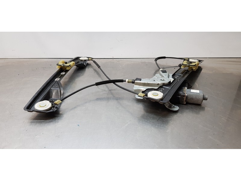 Recambio de elevalunas delantero izquierdo para opel zafira tourer expression referencia OEM IAM 20951581  