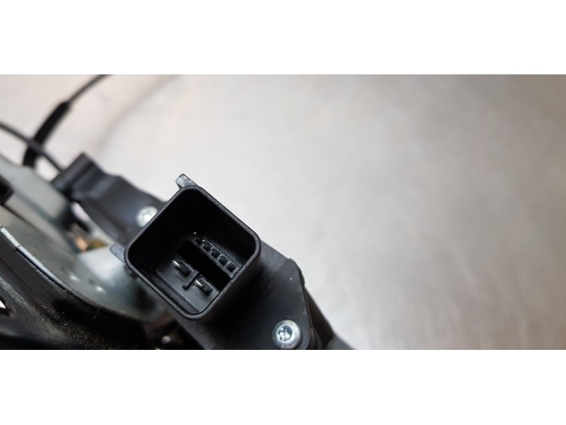 Recambio de elevalunas delantero izquierdo para opel zafira tourer expression referencia OEM IAM 20951581  