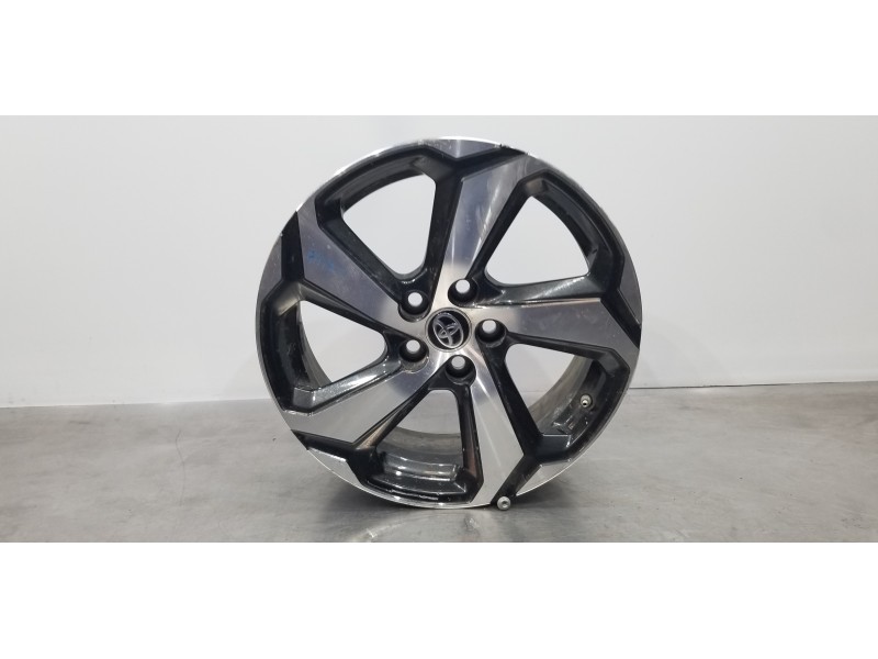 Recambio de llanta para toyota rav 4 plug-in hybrid advance referencia OEM IAM 4261142600  