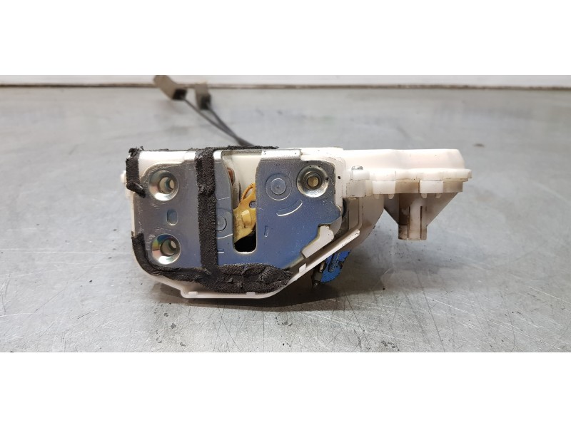 Recambio de cerradura puerta delantera izquierda para honda cr-v (re) luxury referencia OEM IAM 72151SWAG1  