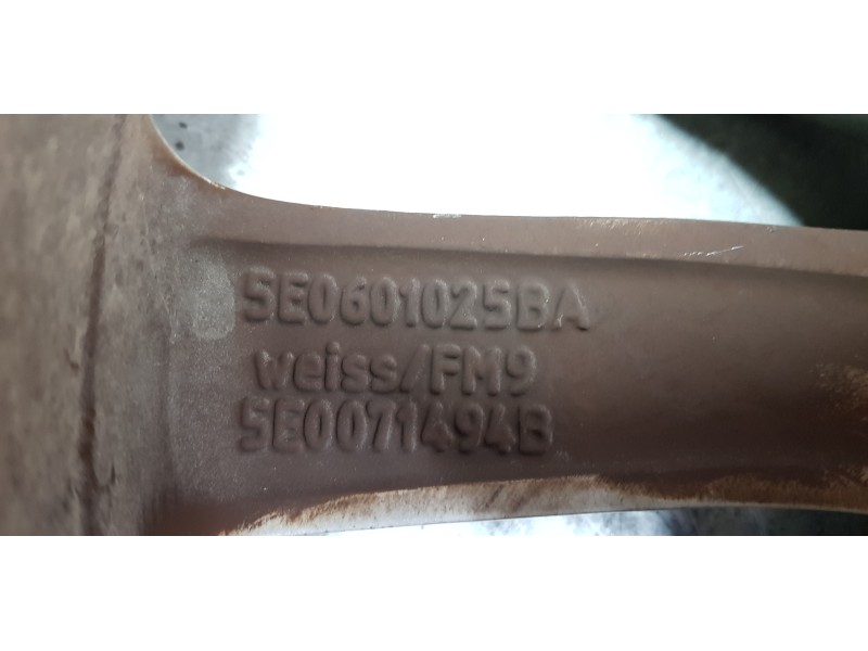 Recambio de llanta para skoda octavia combi (5e5) ambition referencia OEM IAM 5E0601025B   Recambio de llanta para skoda octavia combi (5e5) ambition referencia OEM IAM 5E0601025B