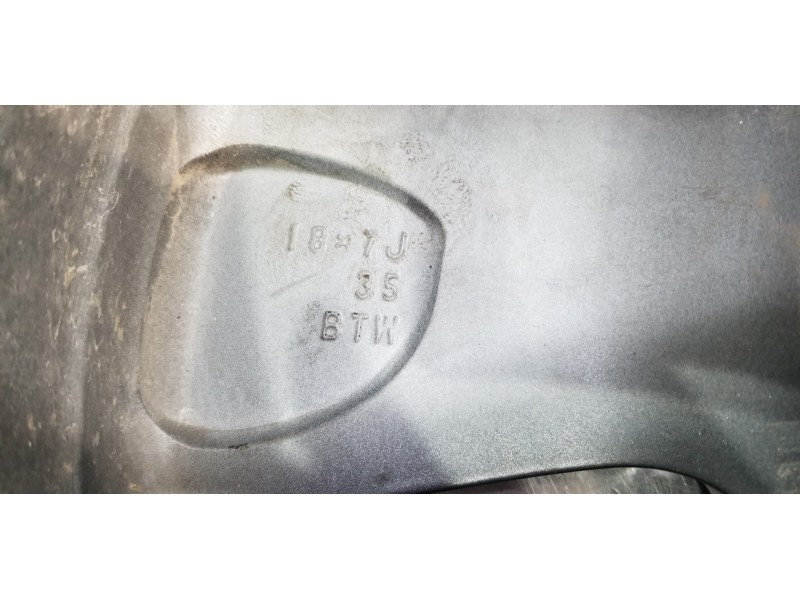 Recambio de llanta para toyota rav 4 plug-in hybrid advance referencia OEM IAM 4261142600  