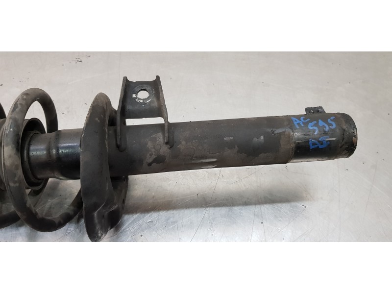 Recambio de amortiguador delantero izquierdo para volkswagen caddy ocio comfortline bmt referencia OEM IAM 2K5413031   Recambio de amortiguador delantero izquierdo para volkswagen caddy ocio comfortline bmt referencia OEM IAM 2K5413031