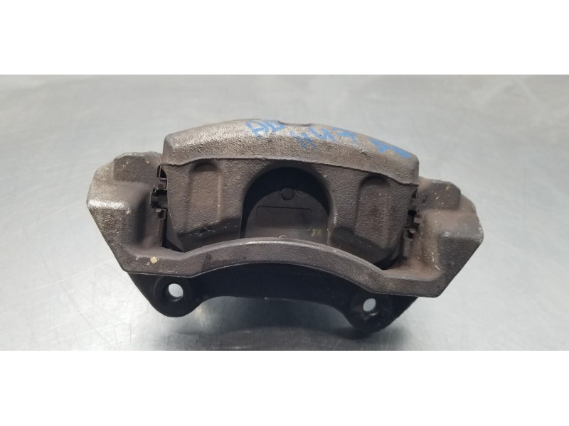 Recambio de pinza freno delantera derecha para hyundai tucson tl referencia OEM IAM 58130D7500  