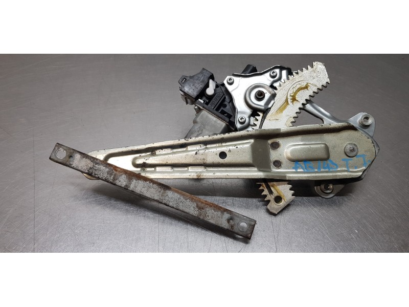 Recambio de elevalunas trasero izquierdo para nissan juke (f15) visia referencia OEM IAM 827211U600  