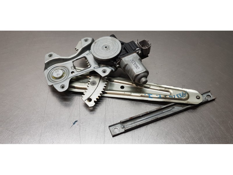 Recambio de elevalunas trasero izquierdo para nissan juke (f15) visia referencia OEM IAM 827211U600  