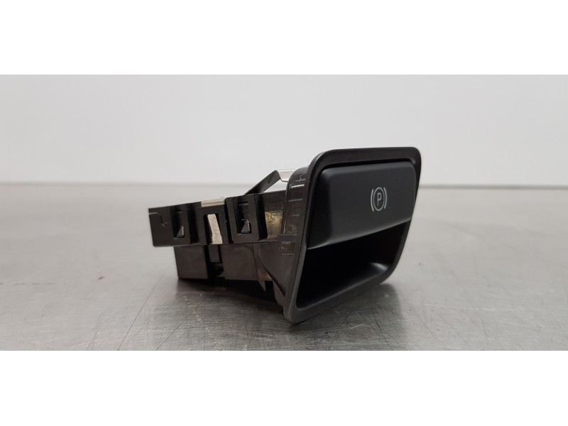 Recambio de freno de mano electrico para infiniti qx30 premium referencia OEM IAM A2469050451  