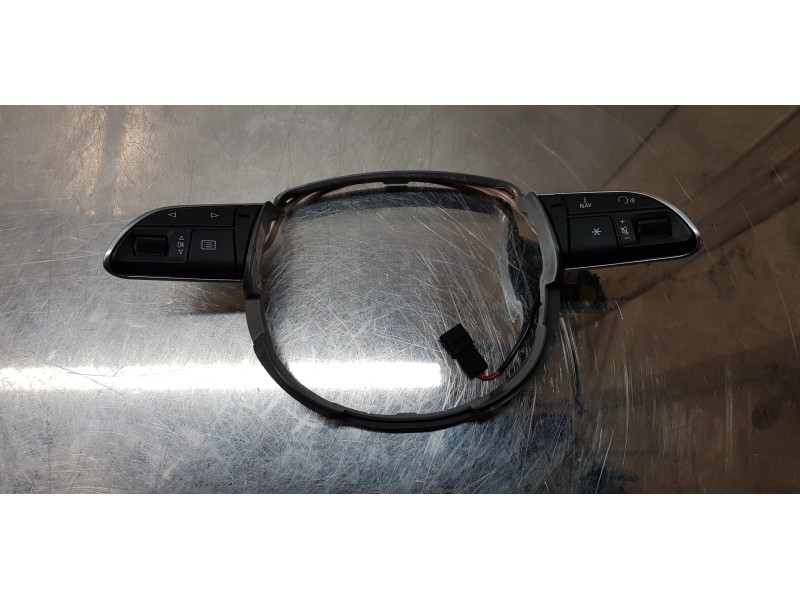 Recambio de mando volante para audi a6 lim. (4g2) 3.0 tdi quattro referencia OEM IAM 4G0419091P  