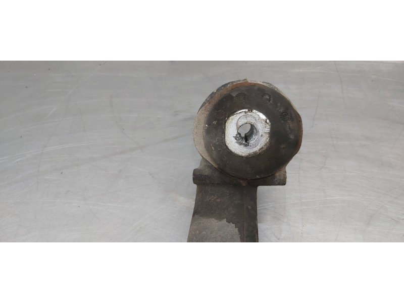 Recambio de mangueta trasera izquierda para volkswagen t5 transporter/furgoneta caja cerrada referencia OEM IAM 7H0501071E   Recambio de mangueta trasera izquierda para volkswagen t5 transporter/furgoneta caja cerrada referencia OEM IAM 7H0501071E