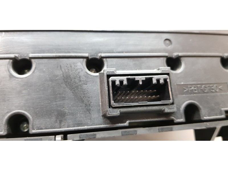 Recambio de mando climatizador para land rover range rover vogue referencia OEM IAM LR033922  