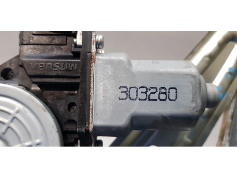 Recambio de elevalunas trasero izquierdo para nissan juke (f15) visia referencia OEM IAM 827211U600  