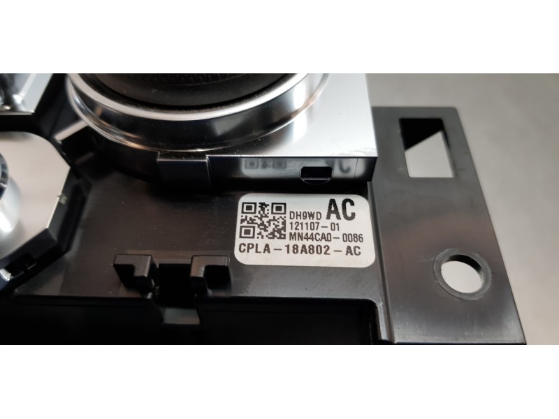 Recambio de mando climatizador para land rover range rover vogue referencia OEM IAM LR033922  