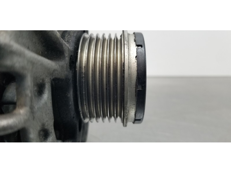 Recambio de alternador para land rover evoque prestige referencia OEM IAM LR077394 EJ3210300AC LR047579