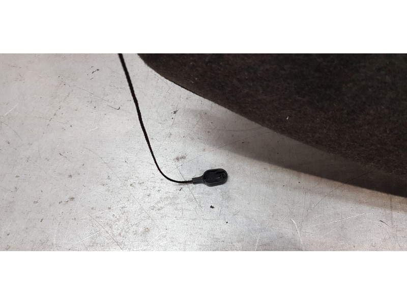 Recambio de bandeja trasera para honda civic (fk) 1.6 i-dtec comfort referencia OEM IAM 84400TV0E010  