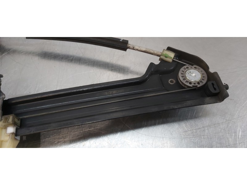 Recambio de elevalunas delantero izquierdo para volkswagen caddy ocio comfortline bmt referencia OEM IAM 2K5837461   Recambio de elevalunas delantero izquierdo para volkswagen caddy ocio comfortline bmt referencia OEM IAM 2K5837461