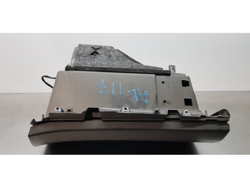 Recambio de guantera para mercedes clase b (w246) b 200 cdi (246.208) referencia OEM IAM A24668081019H68  