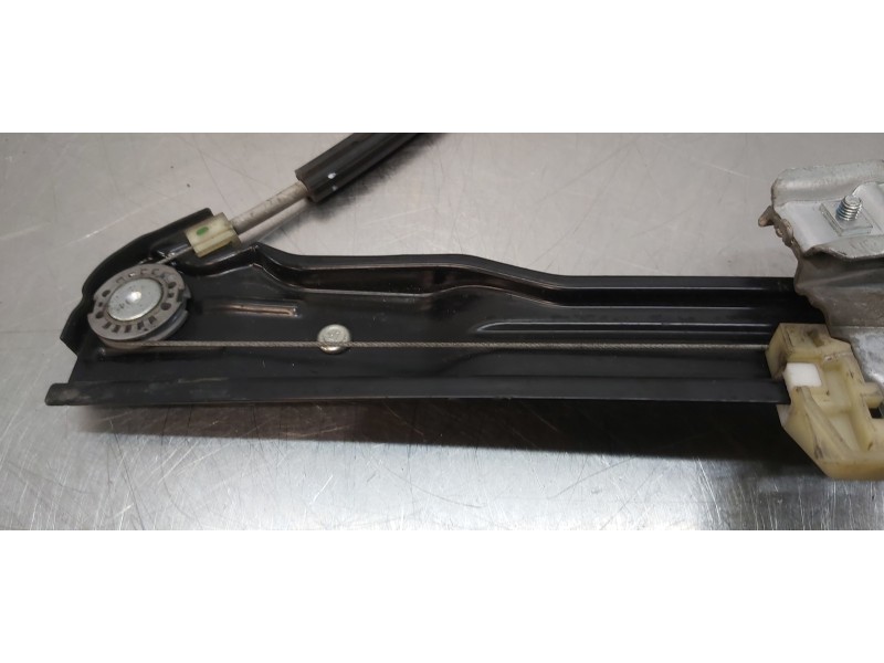 Recambio de elevalunas delantero izquierdo para volkswagen caddy ocio comfortline bmt referencia OEM IAM 2K5837461   Recambio de elevalunas delantero izquierdo para volkswagen caddy ocio comfortline bmt referencia OEM IAM 2K5837461