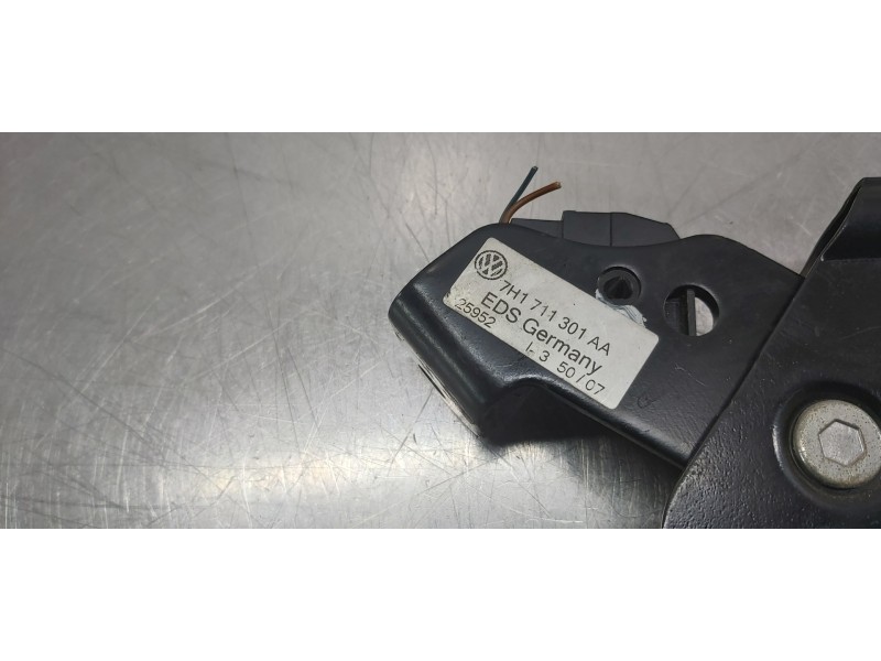 Recambio de palanca freno de mano para volkswagen t5 transporter/furgoneta caja cerrada referencia OEM IAM 7H1711301AA   Recambio de palanca freno de mano para volkswagen t5 transporter/furgoneta caja cerrada referencia OEM IAM 7H1711301AA