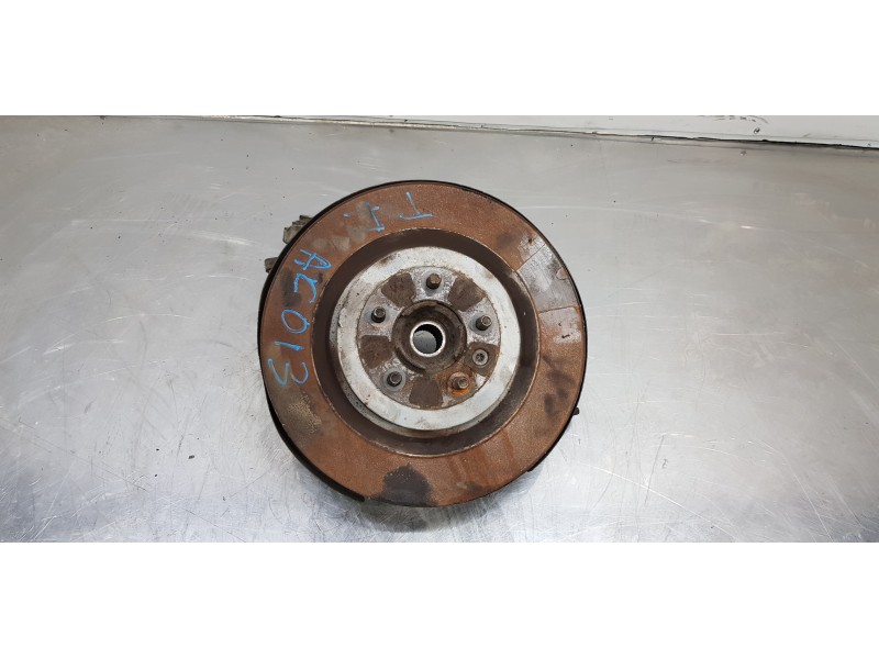 Recambio de mangueta trasera izquierda para land rover range rover vogue referencia OEM IAM LR038551  