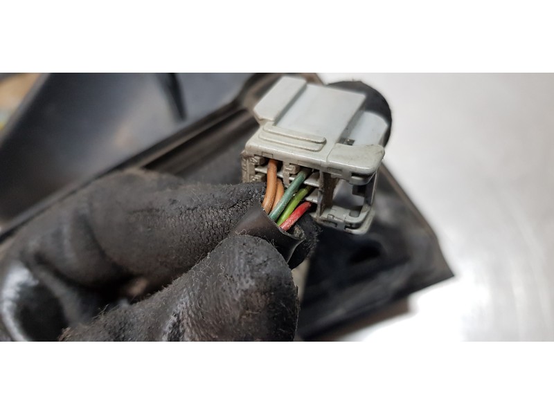 Recambio de retrovisor derecho para ford focus berlina (cap) trend referencia OEM IAM 4M5117682JA  