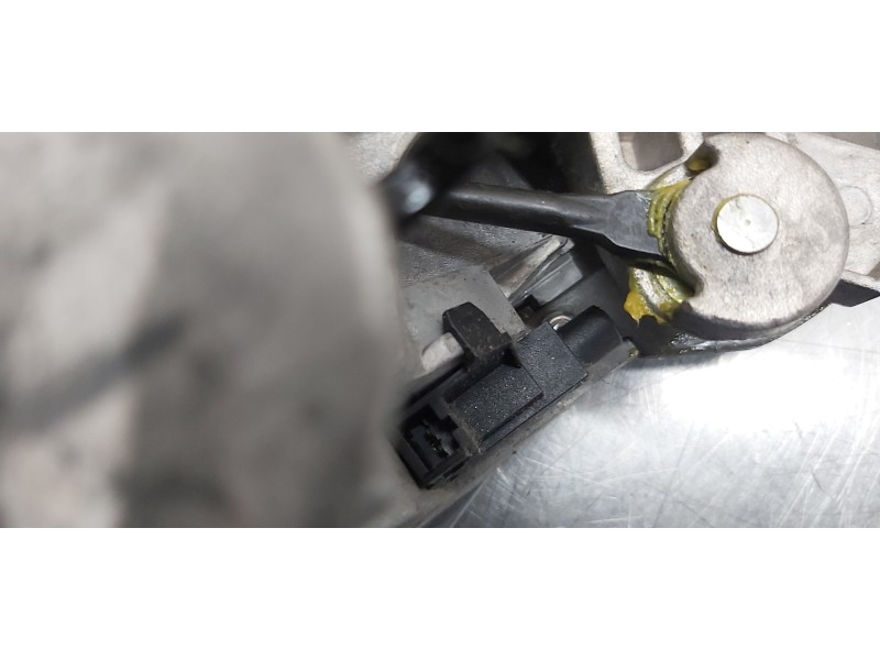 Recambio de palanca freno de mano para volkswagen caddy ocio comfortline bmt referencia OEM IAM 1T1711303M9B9   Recambio de palanca freno de mano para volkswagen caddy ocio comfortline bmt referencia OEM IAM 1T1711303M9B9