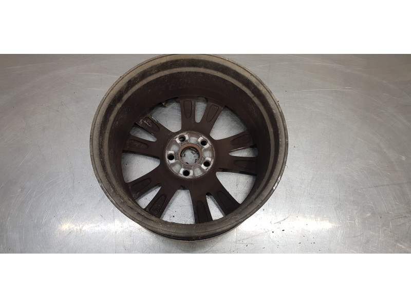 Recambio de llanta para toyota rav 4 active referencia OEM IAM 4261142560  